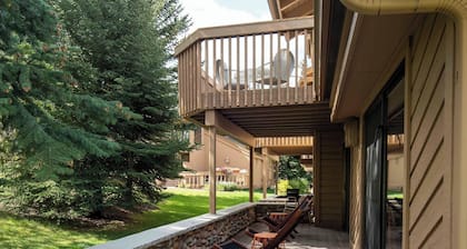 The Liftline Condo at Snowcreek | Closest to Dollar