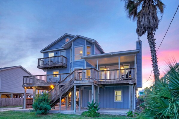 House (Multiple Bedrooms) | Interior - Sleeps 20! 2 Homes Near the Beach, Private Pools, Gameroom, Large Family Retreat (Port Aransas)