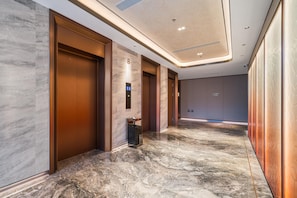 Lobby - Grand Madison Hotel Nantong Tongzhou High-tech (Nantong)