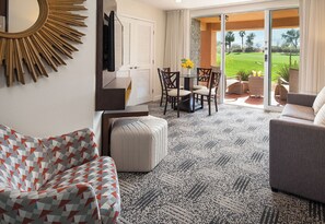 Living area - Desert Luxury & Adventure Awaits - Marriott Shadow Ridge II - The Enclaves (Palm Desert)
