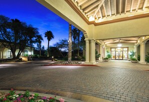 Exterior - Desert Luxury & Adventure Awaits - Marriott Shadow Ridge II - The Enclaves (Palm Desert)