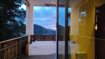 Elite Double Room, Balcony, Courtyard View | Terrace/patio