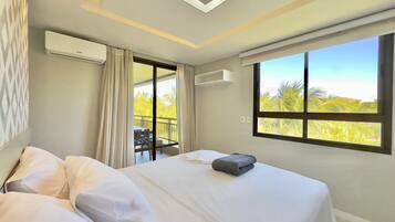 Apartamento superluxo | 4 quartos, cortinas blackout, ferros/tábuas de passar roupa