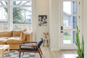 House (1 Bedroom) | Interior