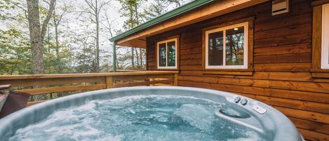 Bain à remous extérieur