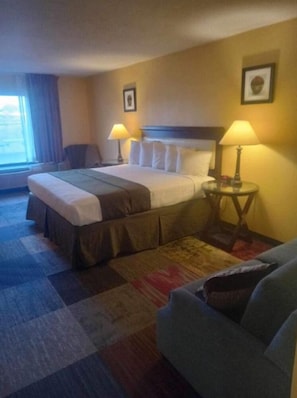 Quarto luxo, 1 cama King | Wi-Fi de cortesia