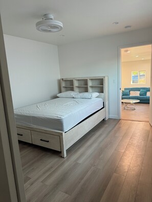 1 Schlafzimmer, Zimmersafe, Bügeleisen/Bügelbrett, kostenloses WLAN