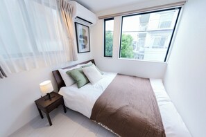 4 soveværelser, skrivebord, strygejern/strygebræt, gratis Wi-Fi