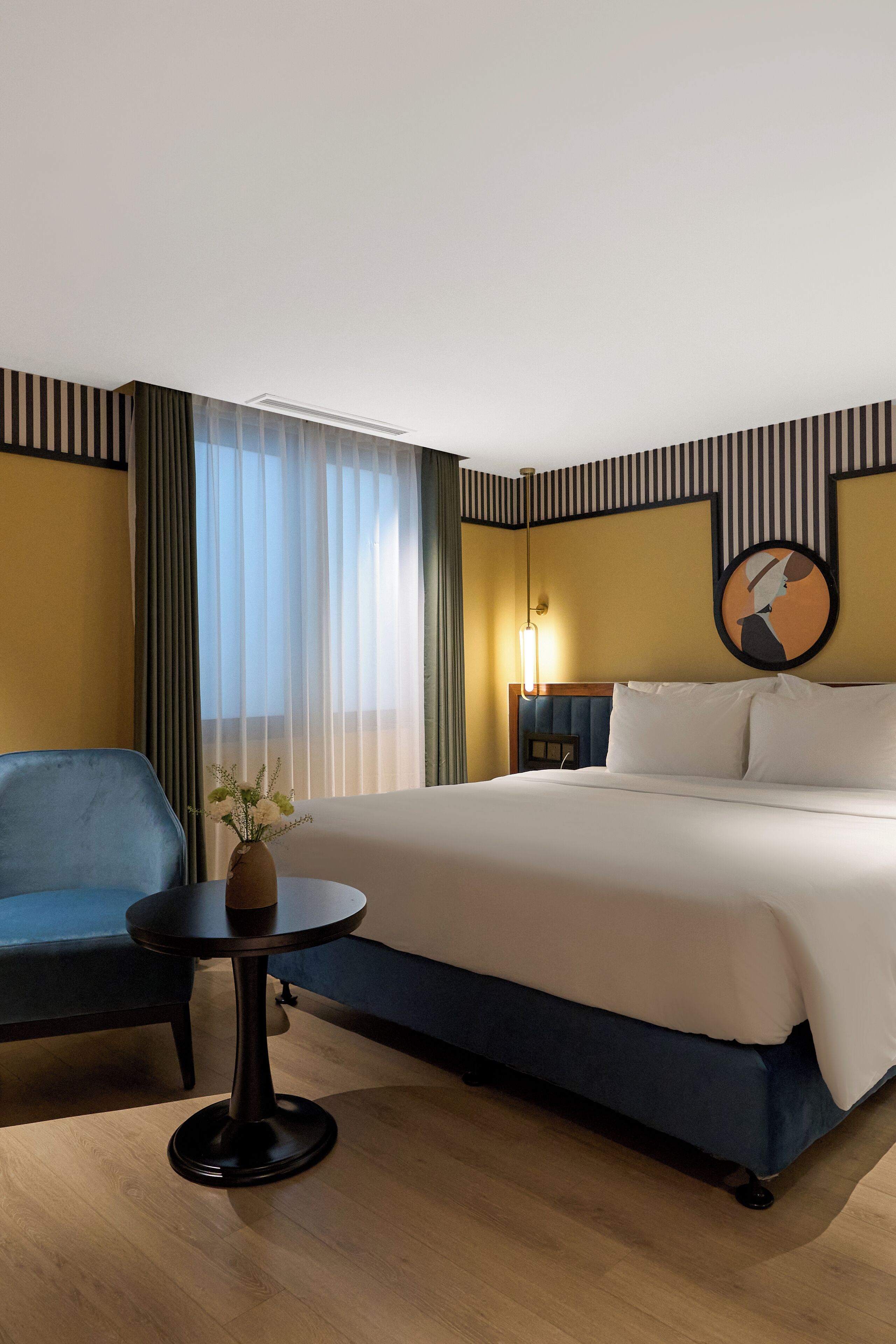 Sol Double | Premium bedding, down comforters, pillowtop beds, minibar