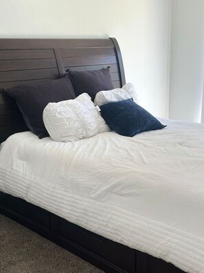 2 bedrooms, WiFi, bed sheets