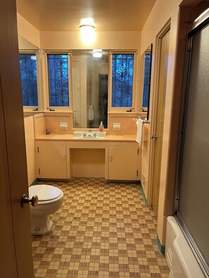 Håndklæder, Sæbe, Toiletpapir