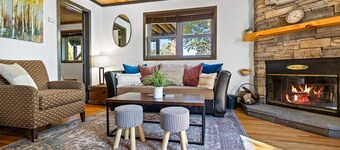 Gooseberry Trailside Suites | Encampment River Suite