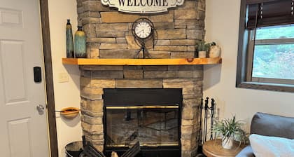 Gooseberry Trailside Suites | Knife River Suite