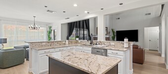 Spacious 5-bedroom villa in welcoming Burleson with WiFi, AC