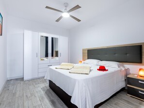 1 bedroom, iron/ironing board, Internet