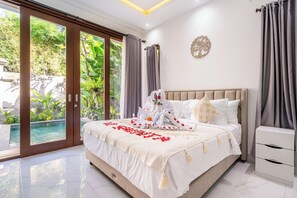 3 bedrooms, iron/ironing board, WiFi, bed sheets - Villa Shinta (by JB Villas) (Bali)