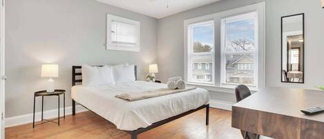 3 多间卧室、熨斗/熨衣板、WiFi、床单