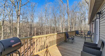 Kentucky Lake Retreat 4 Mi to Shore: Boat & Fish!