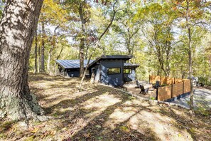 Property grounds - Luray 'Black Walnut Cabin' on 2 Acres w/ Fire Pit! (Luray)