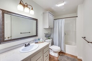 Hair dryer, towels