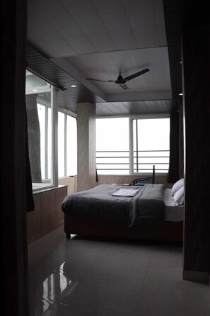 Deluxe Room | Free WiFi