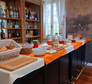 Dagelijks ontbijtbuffet inbegrepen