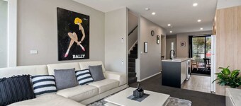 Modern 3-Bedroom Townhouse in Quiet Greenway