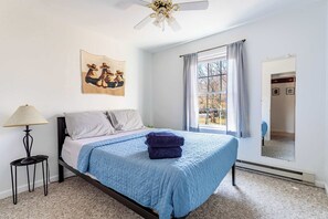 4 Schlafzimmer, Bügeleisen/Bügelbrett, WLAN, Bettwäsche