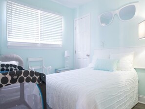 4 chambres, fer et planche à repasser, accès Internet