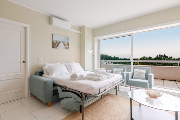 1 chambre, fer et planche à repasser, accès à Internet, literie fournie