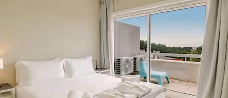 1 bedroom, iron/ironing board, Internet, bed sheets