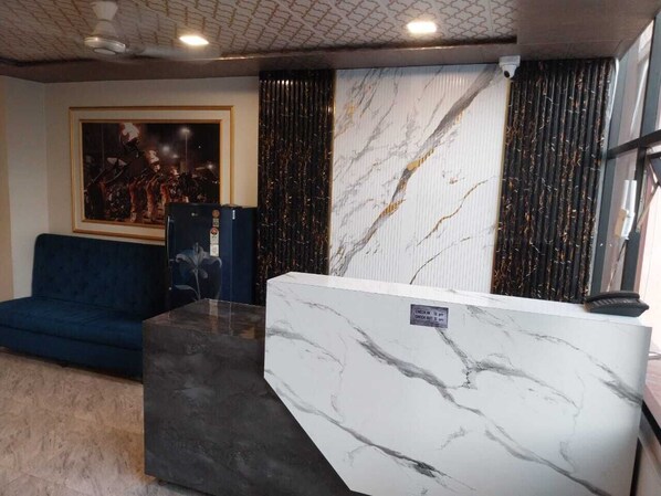 Reception - Kashi Kutir (Varanasi)