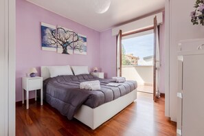 3 bedrooms, iron/ironing board, travel cot, WiFi