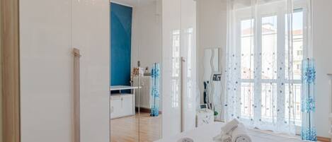 1 bedroom, iron/ironing board, bed sheets