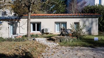 Enceinte de lâhĂ©bergement