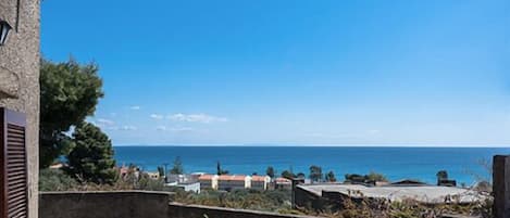 Standard Apartment, Sea View | Terrasse/Patio