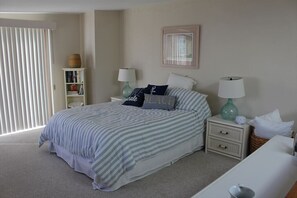 4 bedrooms, iron/ironing board, Internet