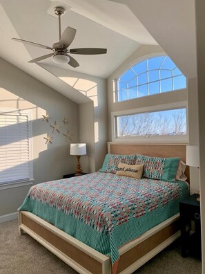 5 bedrooms, iron/ironing board, Internet