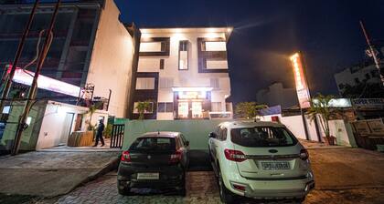 HOTEL URBANE INN