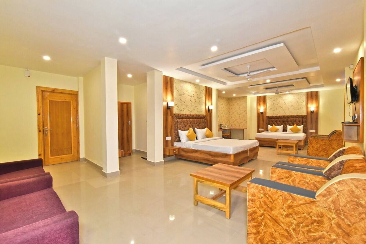 Family Quadruple Room, Hill View | Free WiFi