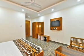 Free WiFi - Hotel Pine View # 5 Star Feeling # Near Cricket stadium 5 km# VPO, Sudher Dharamshala (Dharamshala)