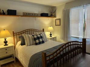 3 dormitorios, tabla de planchar con plancha, Internet