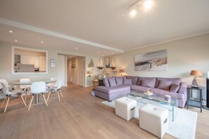 Smart TV - Apartment in Duinbergen near Sailing School (KNOKKE-HEIST)