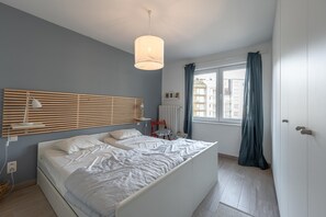 3 bedrooms, iron/ironing board, travel cot, free WiFi - Apartment in Knokke near the Beach (KNOKKE-HEIST)