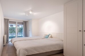 2 slaapkamers, een strijkplank/strijkijzer