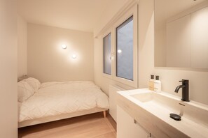 3 chambres, fer et planche à repasser, Wi-Fi