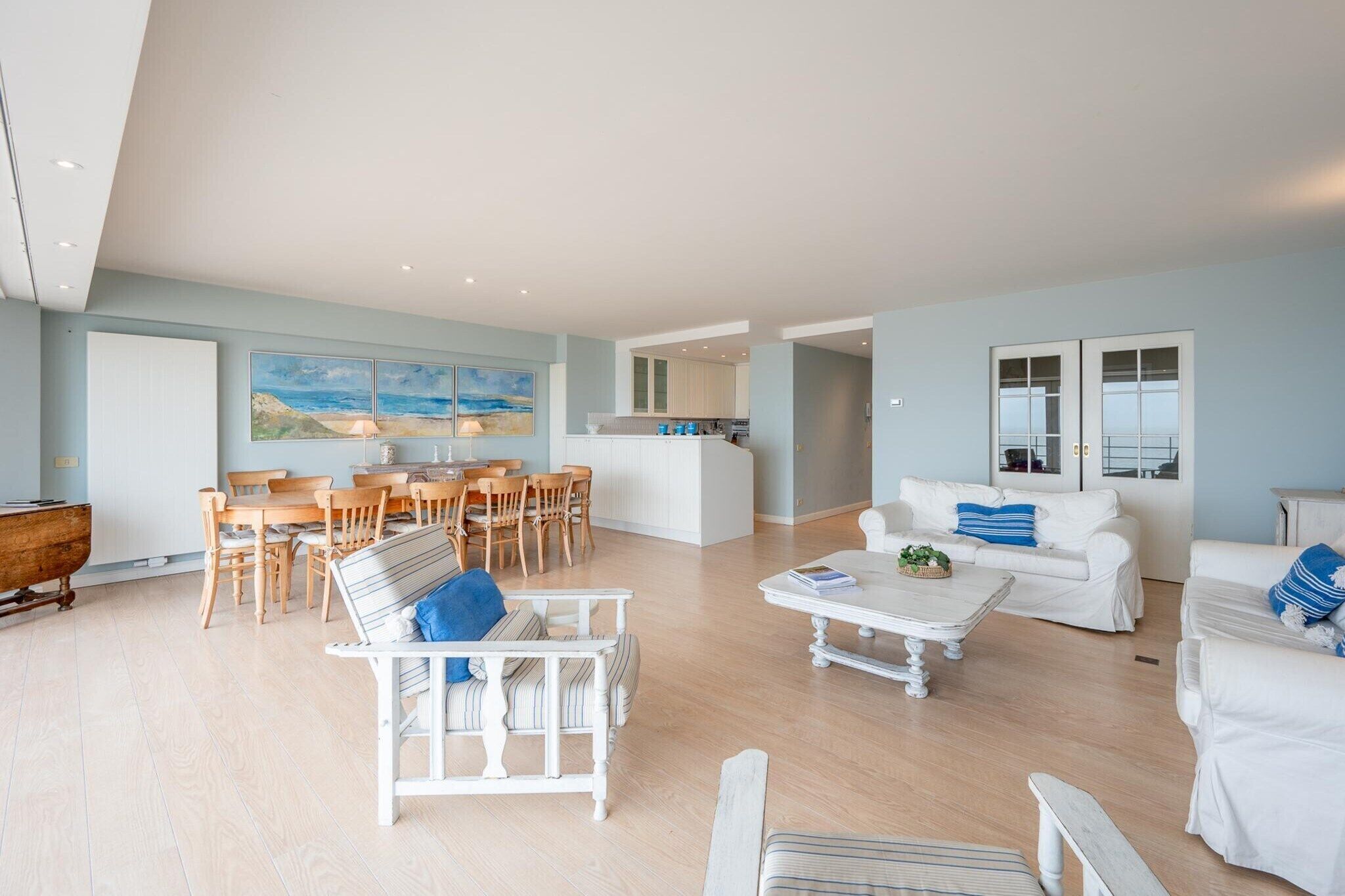 Spacious 9-guest Knokke Apt - Knokke-Heist