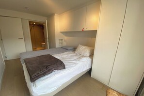 3 chambres, fer et planche à repasser, Wi-Fi gratuit