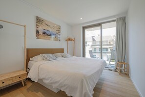 3 bedrooms, iron/ironing board, free WiFi - Apartment in Belgium with Stunning Sea View (KNOKKE-HEIST)