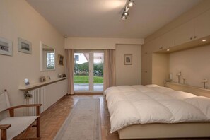 3 slaapkamers, een strijkplank/strijkijzer, gratis wifi